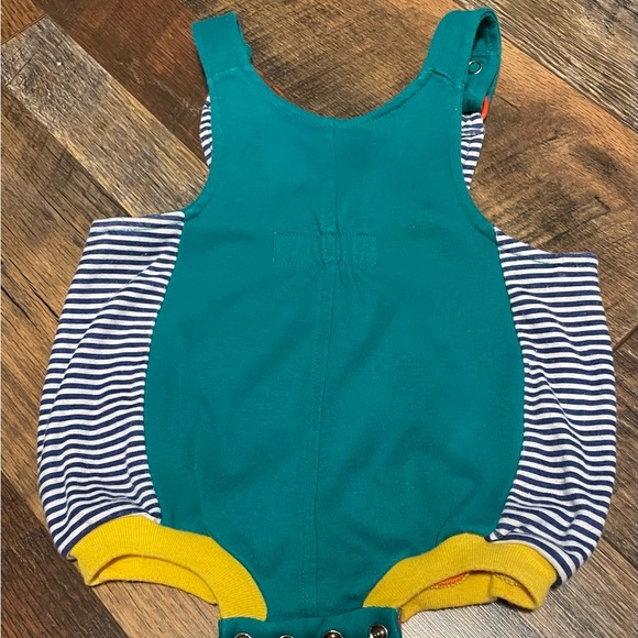 Vtg 80’s Children’s one piece outfit; Size: 0-6 Mos - Picture 5 of 5